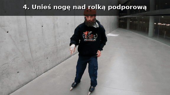 Przeniesienie nogi nad rolką podporową